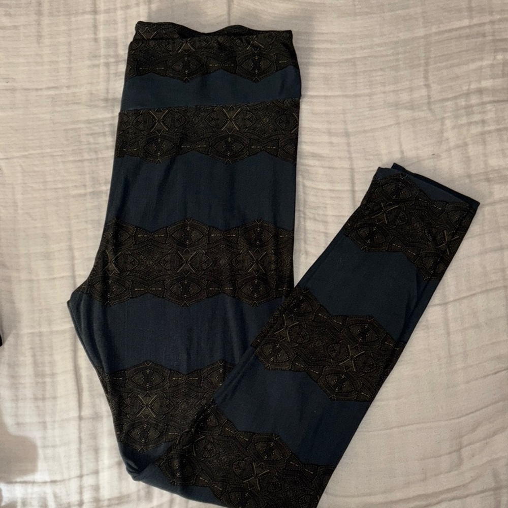 LuLaRoe Blue and Black Patterned Leggings
